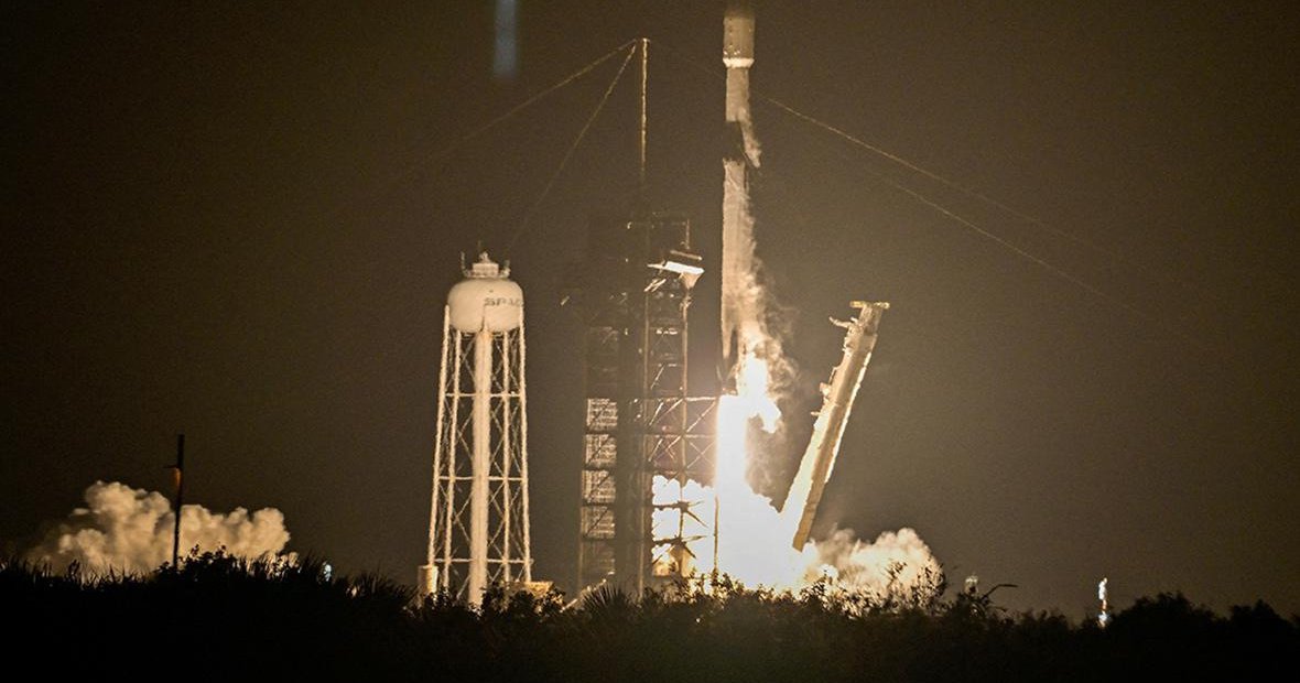 Спутник Республики Корея сфотографировал последствия крушения ступени Falcon 9