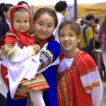 Корё-сарам сохраняют корейский язык через семейную память